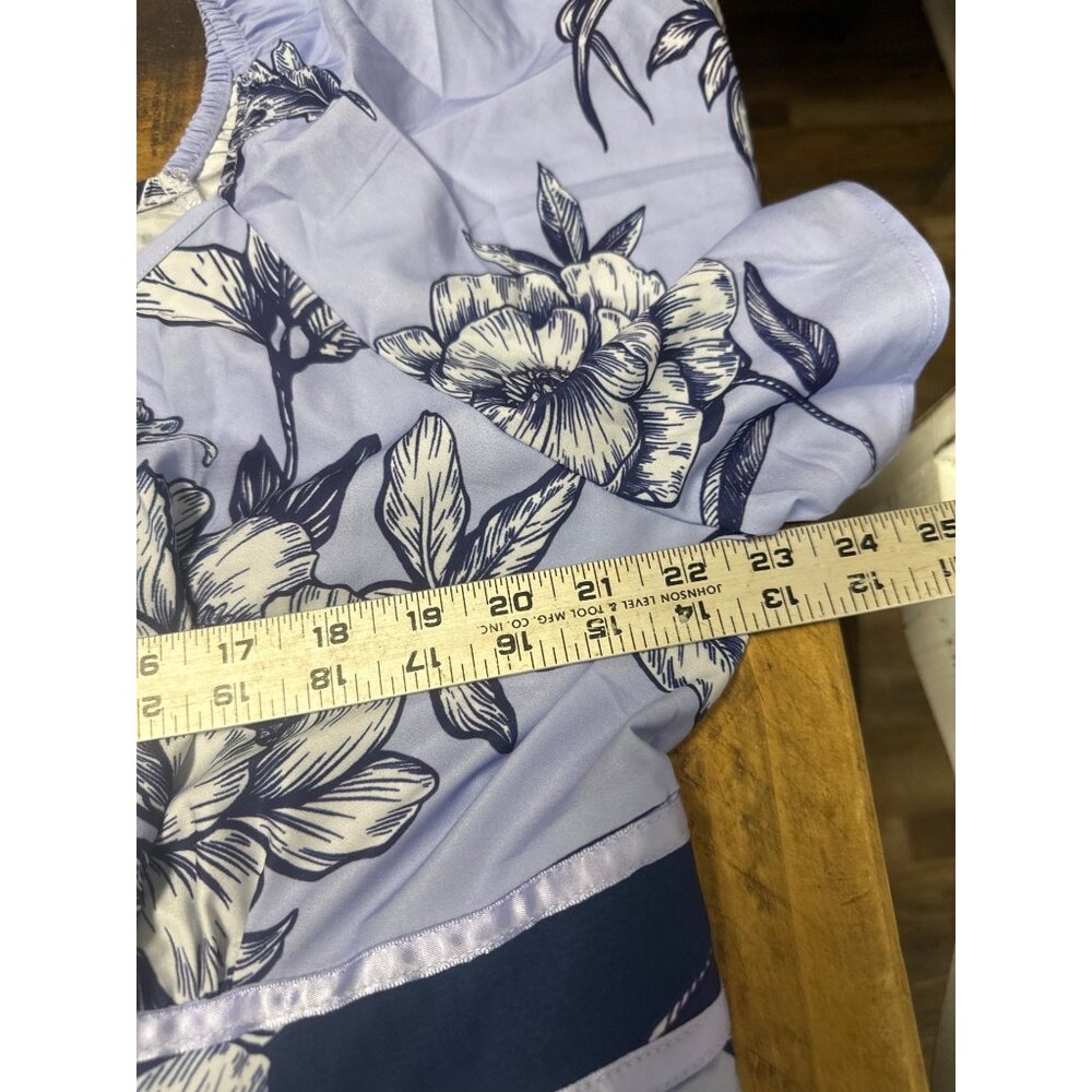 bloom chic nwt size 18/20 over sized blue floral sweet heart neckline fluttered - Picture 10 of 11